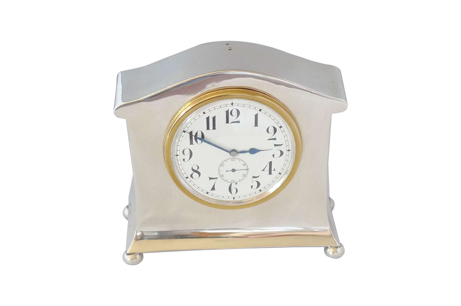 A Walker & Hall Desk Clock Hallmarked for Silver Chester