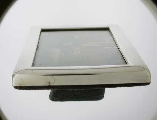 Churchill Parcel – Silver Frame, Silver Chain, Silver Coin