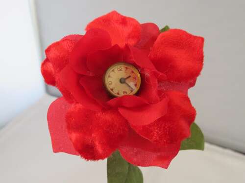 Rare Red Felt Flower Clock in Original Box  - Germany 1930